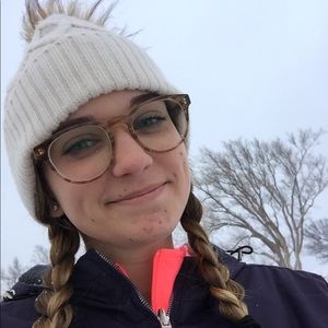 Meet your Posher, Bella